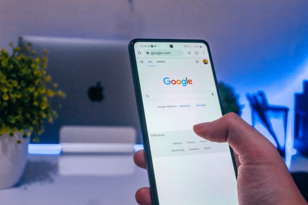 Google Search Ads vs Performance Max: Which Fits Your Industry?